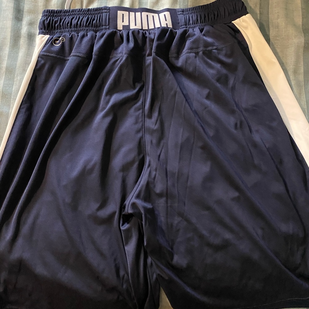 Men’s Puma basketball athletics shorts